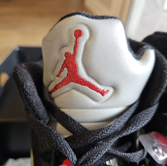 Size 10 Jordan 5 OG Mid Metallic Silver main image 4